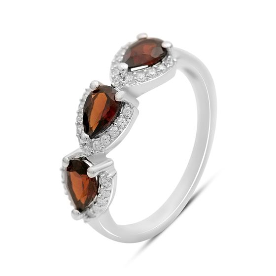Серебряное кольцо с гранатом