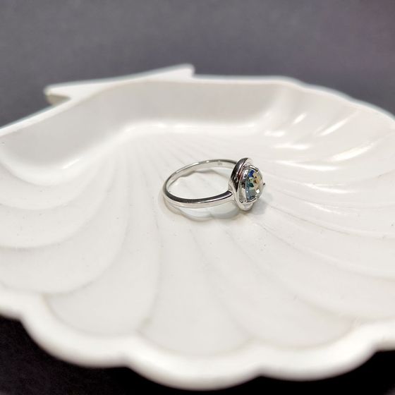 Silver ring with mystic topaz 3.5ct