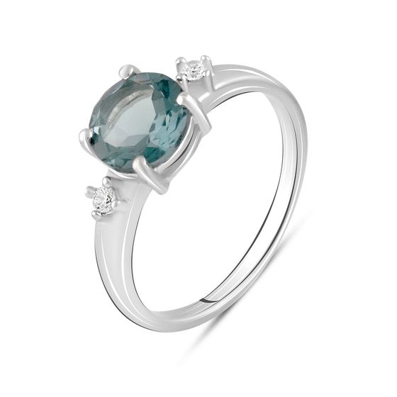Silver ring with a 1.685-carat London Blue topaz
