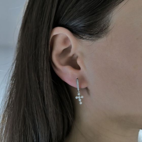 Серебряные серьги с жемчугом, фианитами