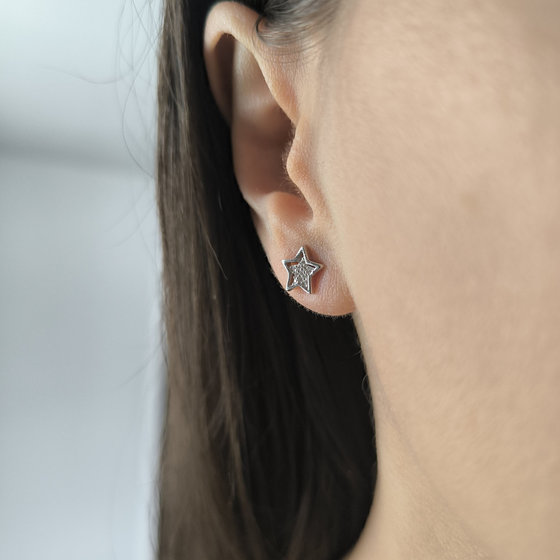 Silver earrings with cubic zirconia