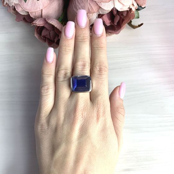 Silver cat's eye ring