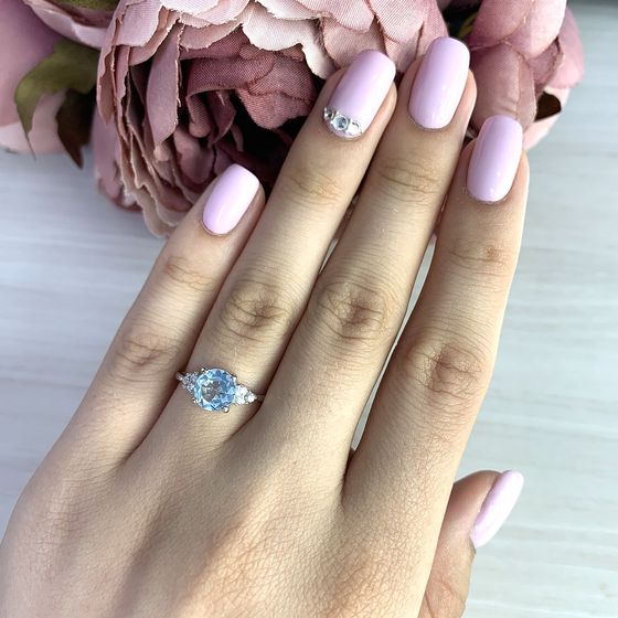 Серебряное кольцо с топазом 1.794ct
