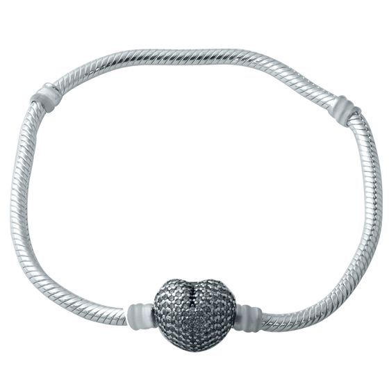 Silver bracelet with phianites