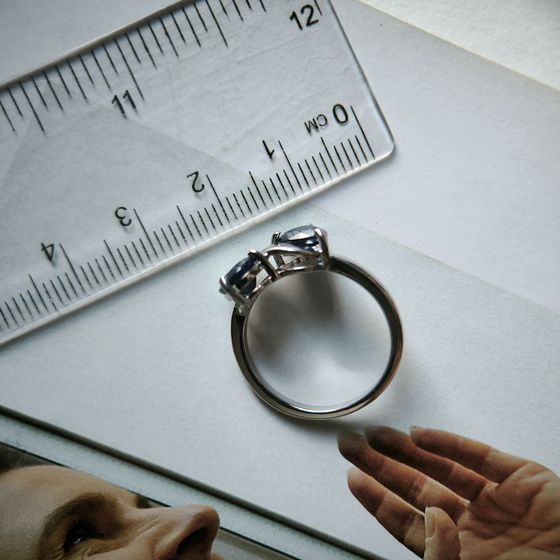 Срібна каблучка із сапфіром 2.658ct