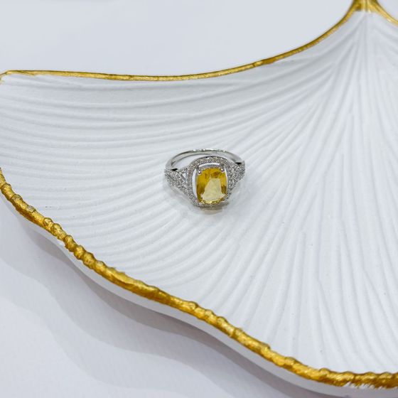 Silver ring with nano 3.383ct citrine