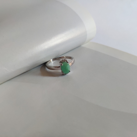 Серебряное кольцо с изумрудом 0.806ct