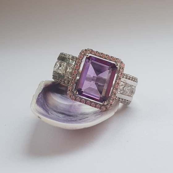 Серебряное кольцо с аметистом