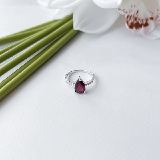 Срібна каблучка з рубіном 2.57ct
