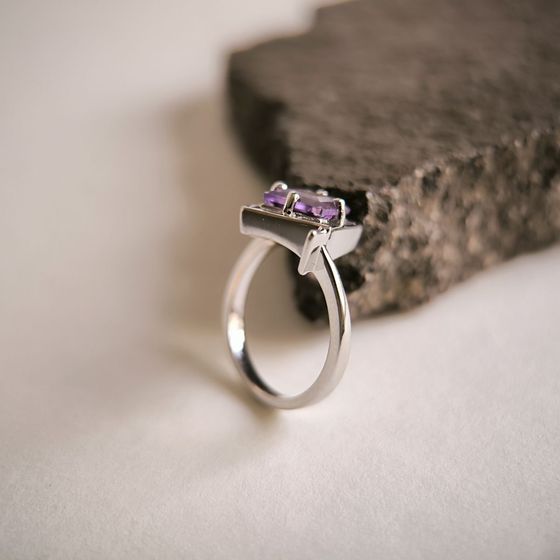 Серебряное кольцо с аметистом 1.492ct