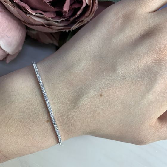 Silver bracelet with phianites