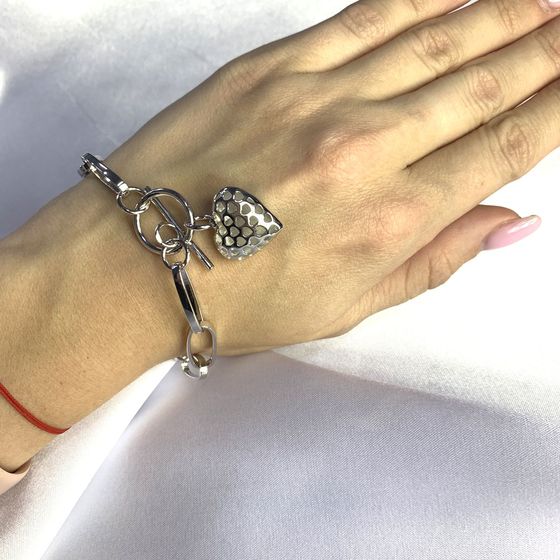 Silver bracelet without stones