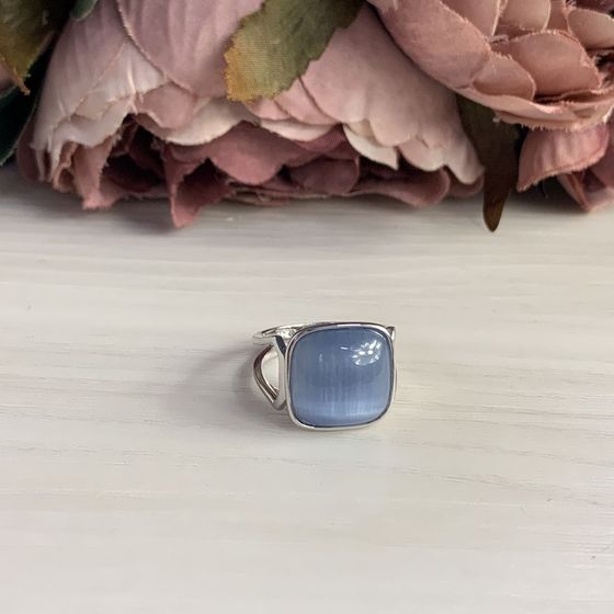 Silver ring with cat's eye 10.24ct