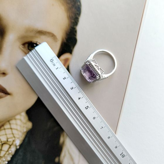 Sterling silver ring with amethyst 14.208ct