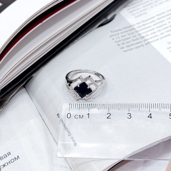 Sterling silver ring with sapphire 2.13ct, phianites