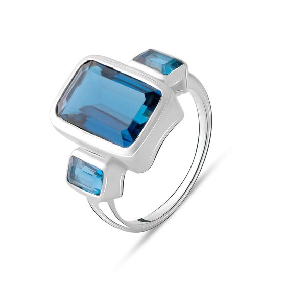 Silver ring with a 6.78-carat London Blue topaz