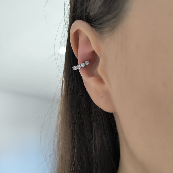 Серебряные серьги с фианитами