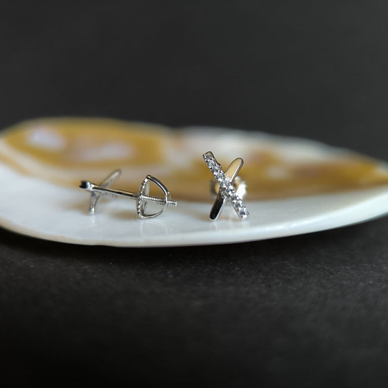 Silver earrings with cubic zirconia