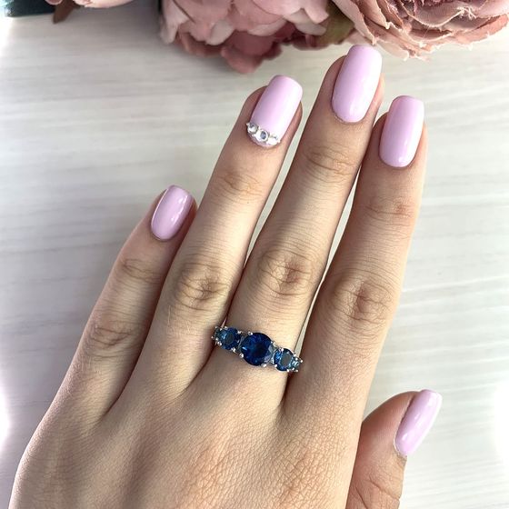 Серебряное кольцо с топазом Лондон Блю 2.092ct