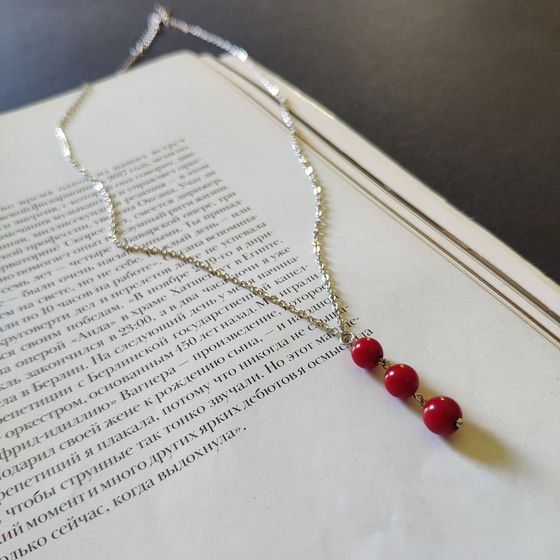 Silver necklace with coral