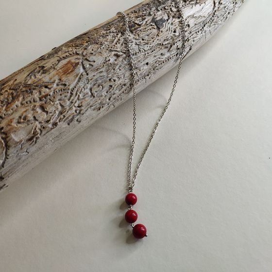 Silver necklace with coral