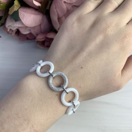 Silver bracelet with ceramics