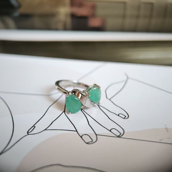 Серебряное кольцо с изумрудом 2.008ct
