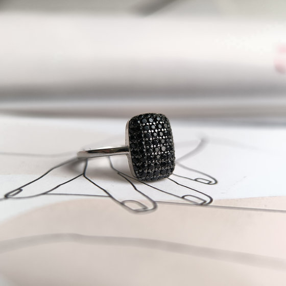 Silver ring with cubic zirconia